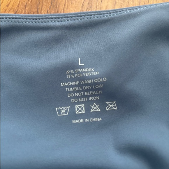 Free Ride Equestrian Tights - Picture 3 of 4